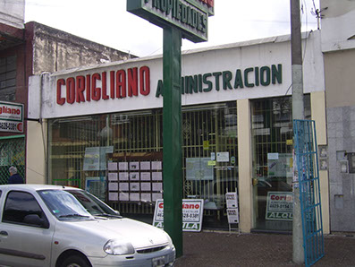 Nuestra oficina en 1990