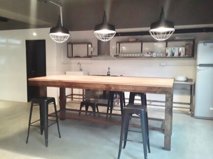 976a139e-a351-4357-acad-9c84c1faaf75