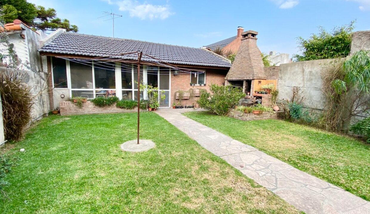 cf5a9bfe-28ef-4acb-bc95-f99d986bf4fd