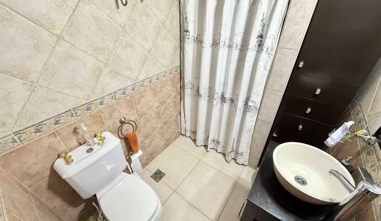 thumbnail_814826b3-05bb-49bb-85e0-ad184c361bf8