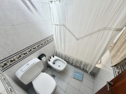 thumbnail_236d8095-c553-4c85-a75e-6542c487b7dc