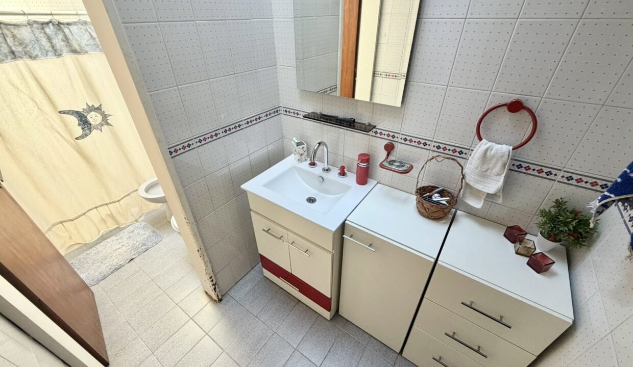 thumbnail_d41864d0-94d8-404f-8975-6e2d7d025d51