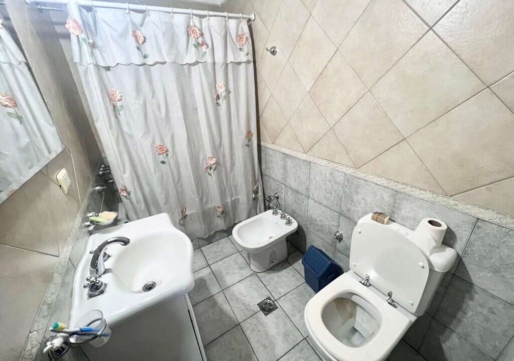 e9526dd8-1c4f-4fe4-80fb-8228e354c5b0