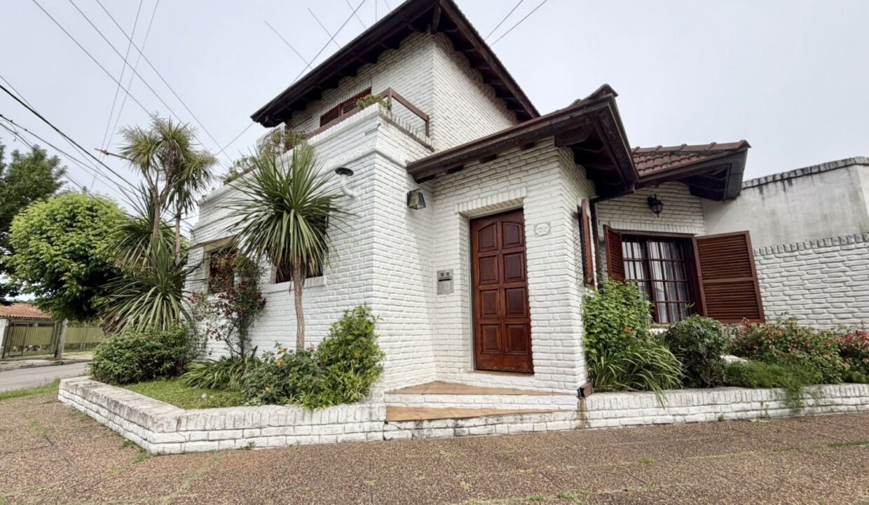 thumbnail_382a2e67-b1e0-49e9-91d0-ffee9b6f69ad