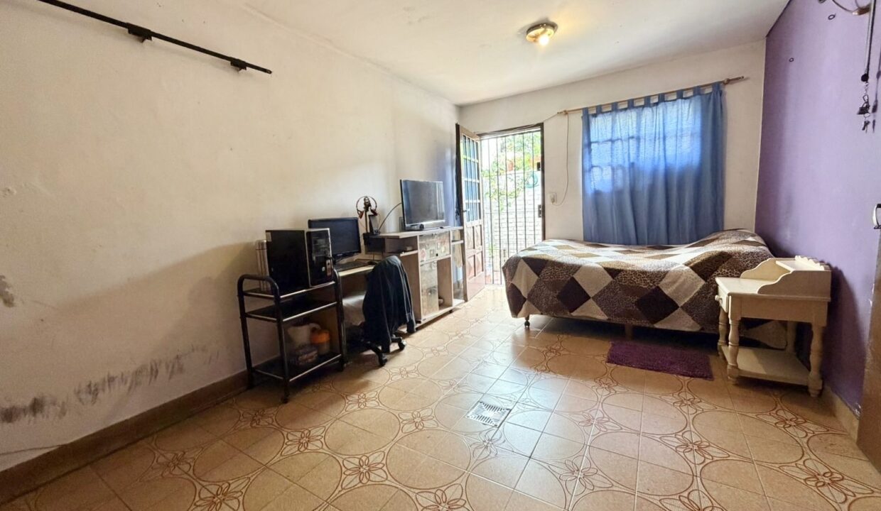 thumbnail_7b77fdb4-7620-4b3e-8959-d9fad1b6c3ed