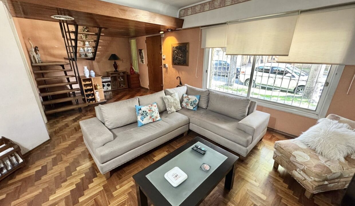 thumbnail_f560e53a-d877-44ba-8e38-72271f8d78aa