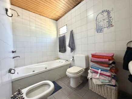 thumbnail_433e596a-db86-4074-8484-d4850ee59c68