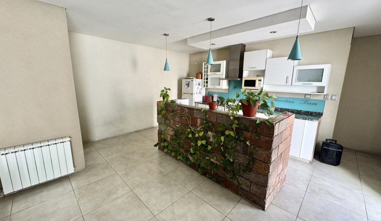 thumbnail_ff890bd9-9dbe-4683-b201-979a6cac6dac