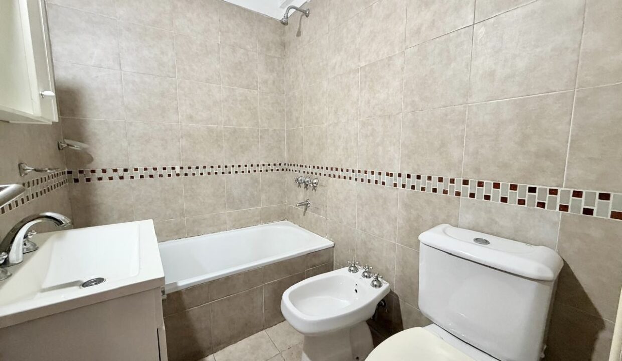 db28f3c2-32db-46d9-b6ac-017255bc148d